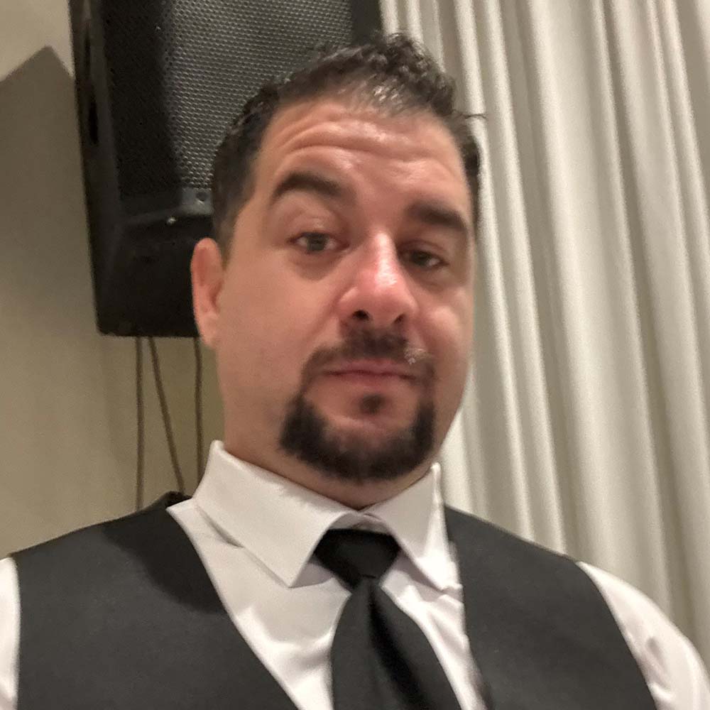 Derrick Alvarez Derrick Alvarez